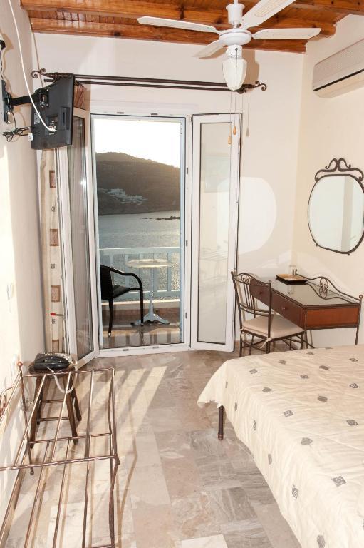 Vana Holidays Ornos  Chambre photo