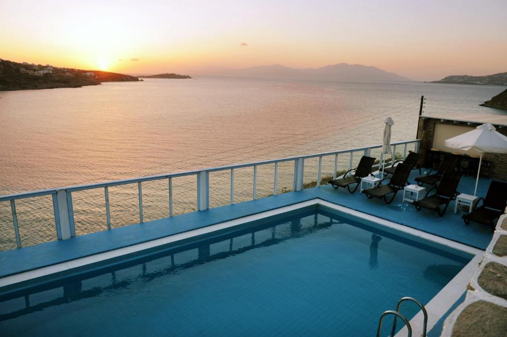 Vana Holidays Ornos  Extérieur photo