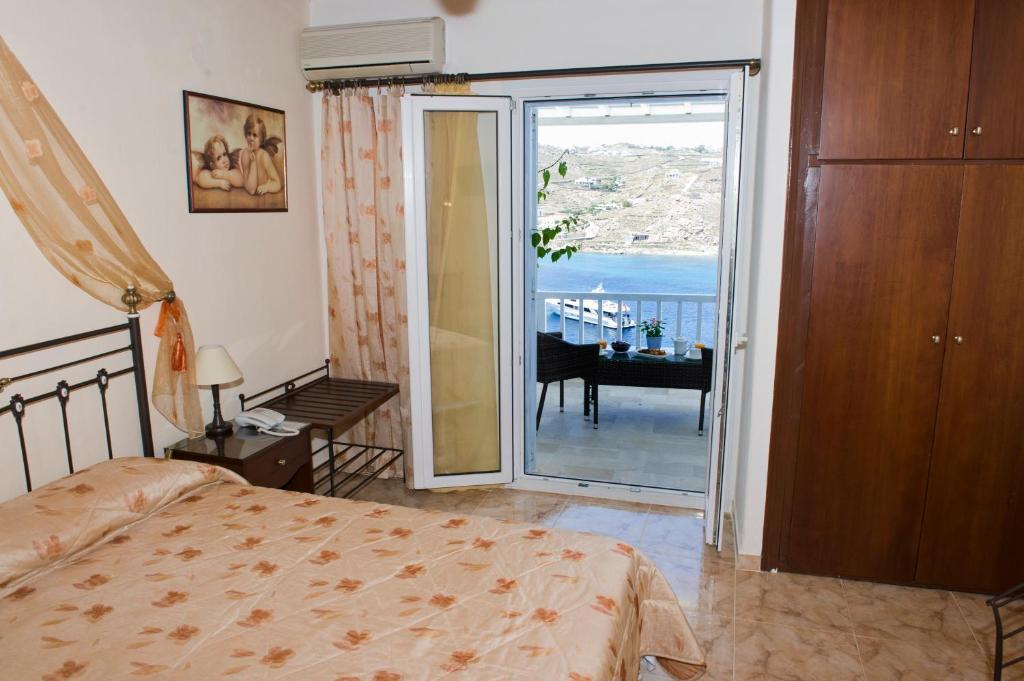 Vana Holidays Ornos  Chambre photo