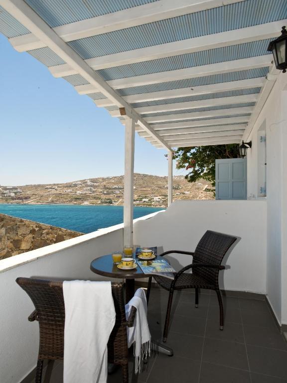 Vana Holidays Ornos  Chambre photo
