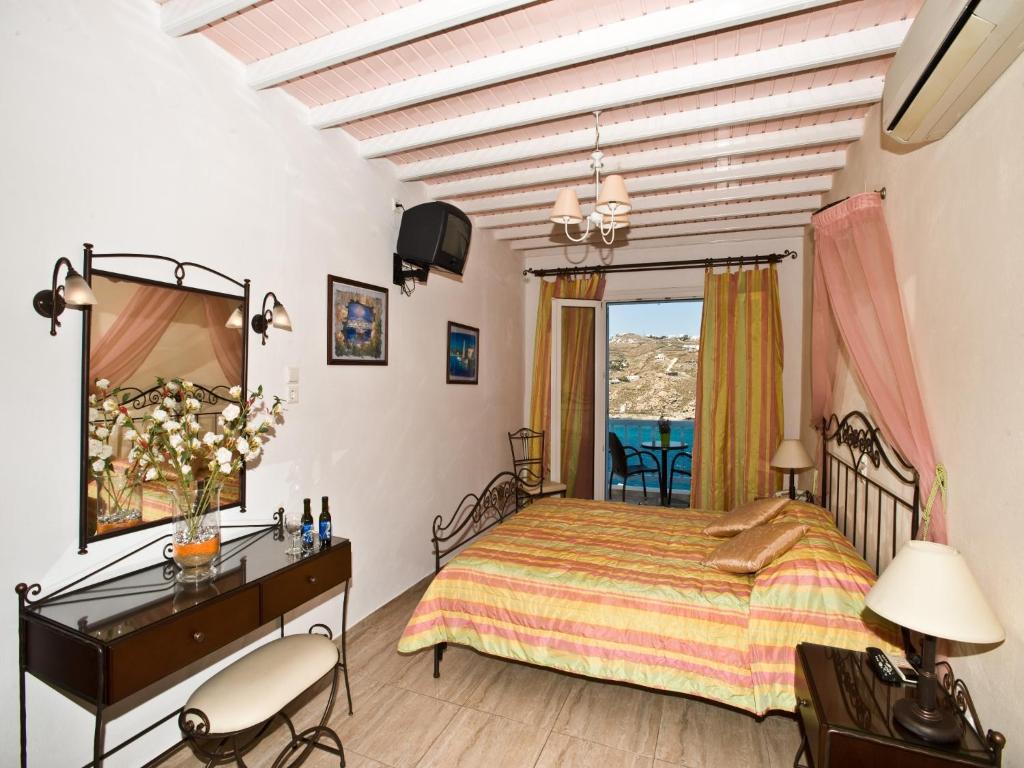 Vana Holidays Ornos  Chambre photo