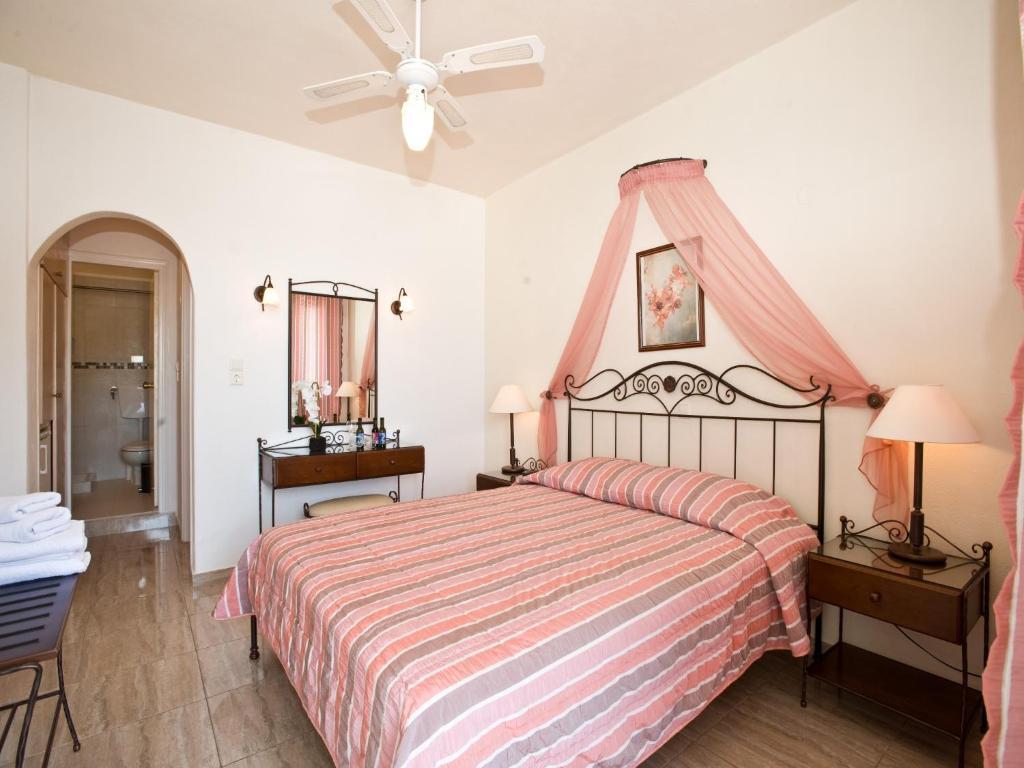 Vana Holidays Ornos  Chambre photo