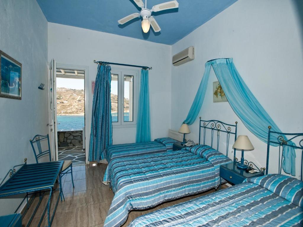 Vana Holidays Ornos  Chambre photo